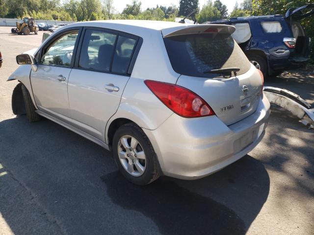 3N1BC13E28L379890 - 2008 NISSAN VERSA S SILVER photo 3