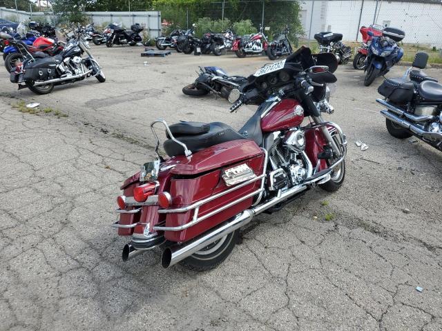 1HD1FCW196Y679876 - 2006 HARLEY-DAVIDSON FLHTCUI 红色 照片 4