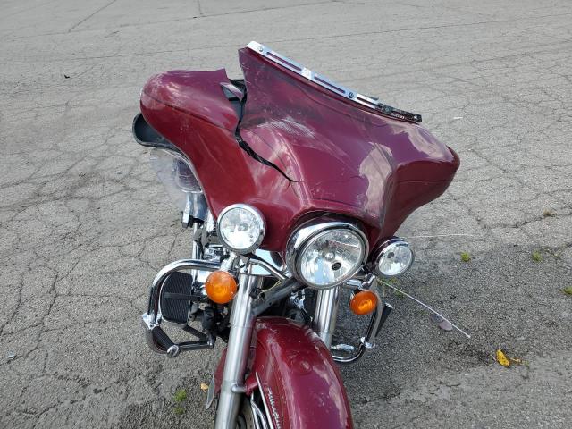 1HD1FCW196Y679876 - 2006 HARLEY-DAVIDSON FLHTCUI 红色 照片 9