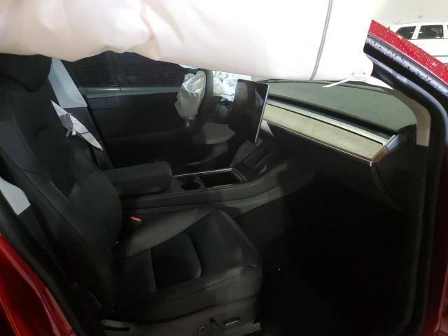 5YJYGAEDXMF133906 - 2021 TESLA MODEL Y Rouge photo 5