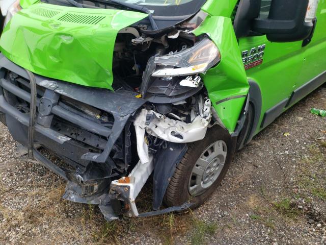 3C6URVHG1JE129595 - 2018 RAM PROMASTER 绿色 照片 9