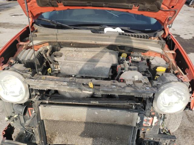 ZACCJAAT4GPE42616 - 2016 JEEP RENEGADE S Narıncı foto 7