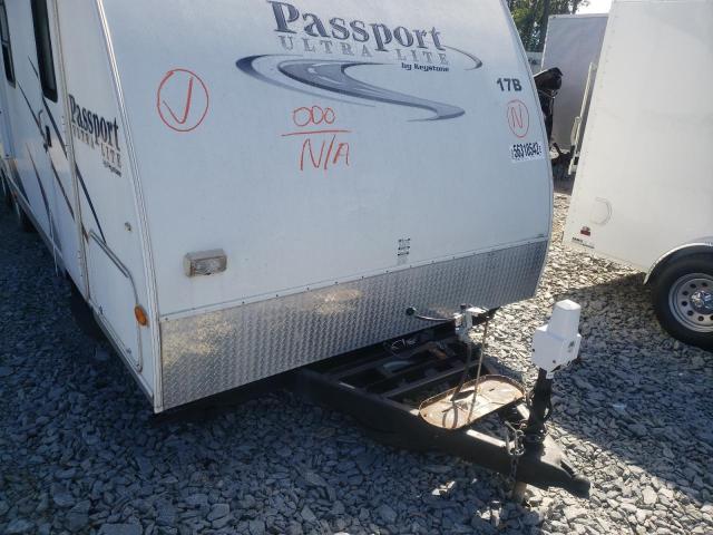 4YDT2882X96412235 - 2009 KEYSTONE PASSPORT 白色 照片 8