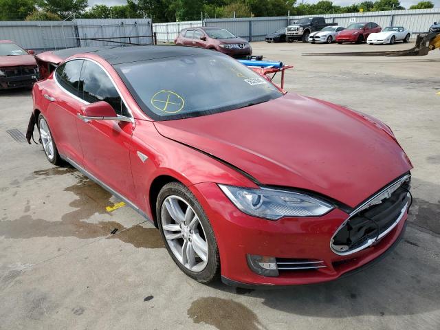 5YJSA1H19EFP65158 - 2014 TESLA MODEL S Qırmızı foto 1
