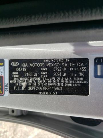 3KPF24AD8KE115940 - 2019 KIA FORTE FE SILVER photo 10