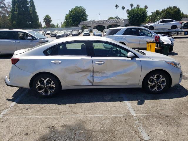 3KPF24AD8KE115940 - 2019 KIA FORTE FE SILVER photo 9