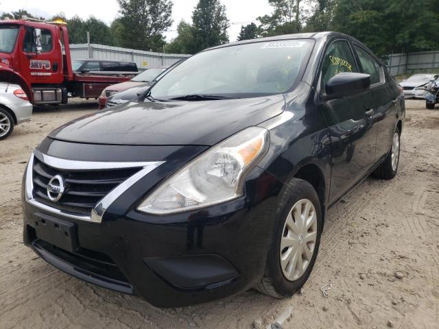 3N1CN7AP7JL816858 - 2018 NISSAN VERSA S BLACK photo 2