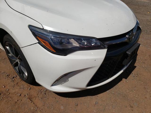 4T1BK1FK2FU559192 - 2015 TOYOTA CAMRY XSE WHITE photo 9