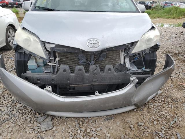 5TDKK3DC5BS090741 - 2011 TOYOTA SIENNA LE SILVER photo 9