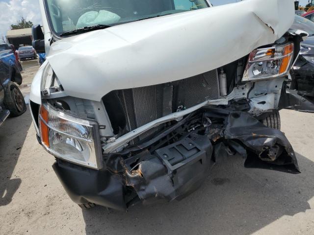 1N6BF0KY0LN806418 - 2020 NISSAN NV 2500 S WHITE photo 9