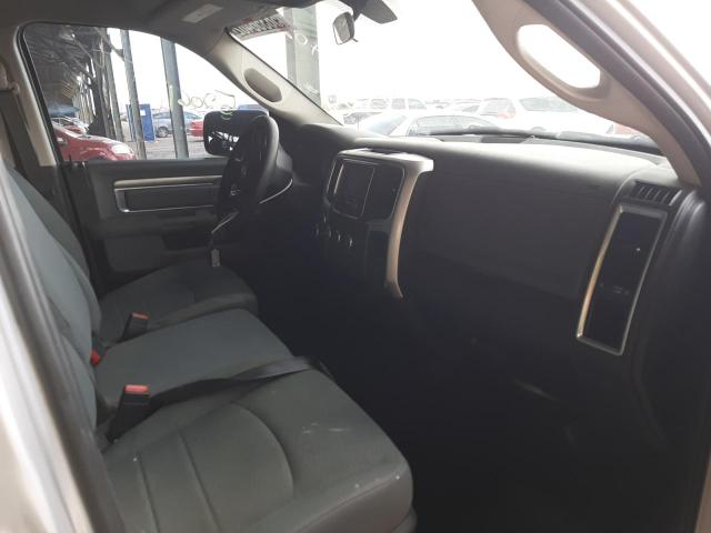 1C6RR7LT1KS524994 - 2019 RAM 1500 CLASS 银色 照片 5