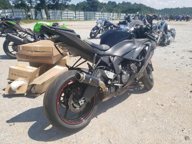 JKBZXJH16NA012523 - 2022 KAWASAKI ZX636 K BLACK photo 4