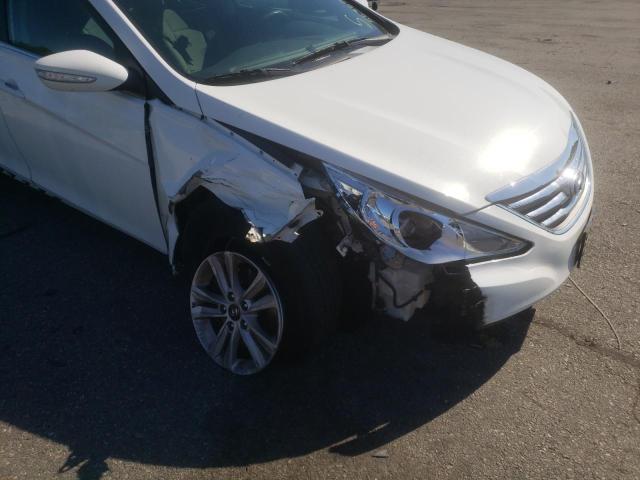 5NPEB4AC8EH843597 - 2014 HYUNDAI SONATA GLS WHITE photo 9