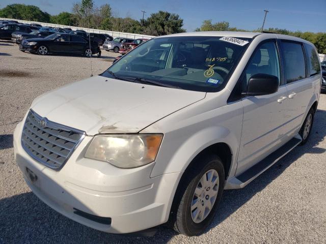 2A4RR4DE6AR137696 - 2010 CHRYSLER TOWN & COUNTRY LX  photo 2