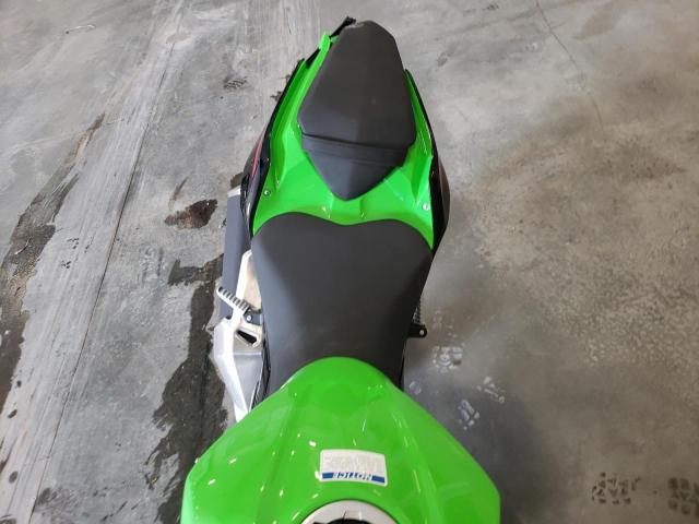 JKAEXKG16NDAH8139 - 2022 KAWASAKI EX400 GREEN photo 6