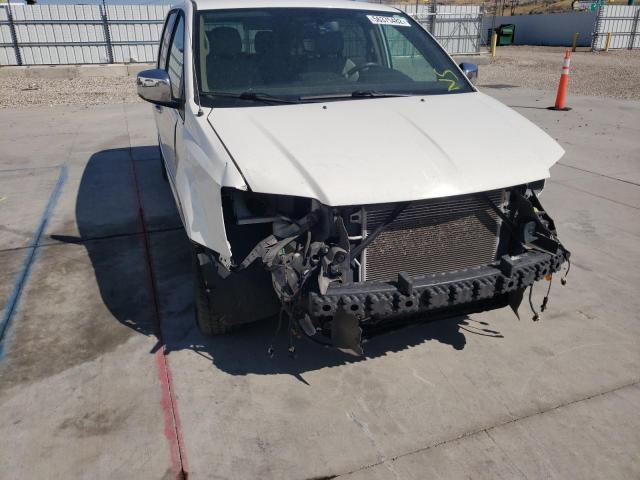 2C4RC1CG0DR539016 - 2013 CHRYSLER TOWN & COU WHITE photo 9