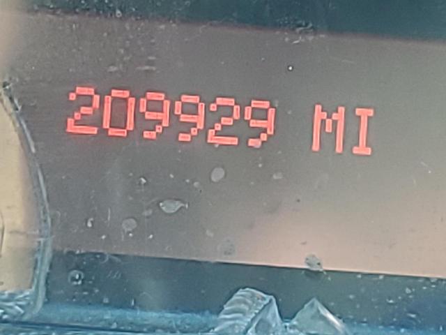 2G2WP522541163999 - 2004 PONTIAC GRAND PRIX SILVER photo 8