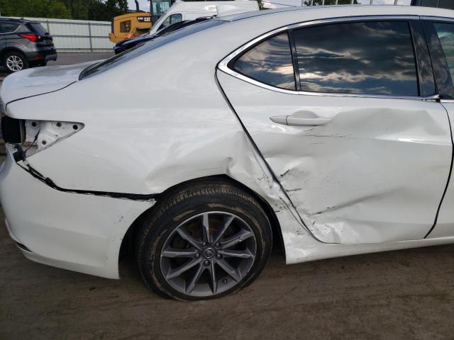 19UUB1F33JA010392 - 2018 ACURA TLX WHITE photo 9