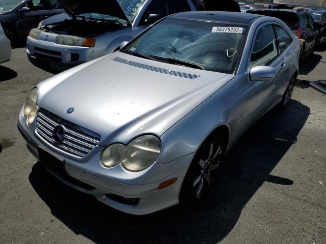 WDBRN40J55A650290 - 2005 MERCEDES-BENZ C 230K SPO SILVER photo 2