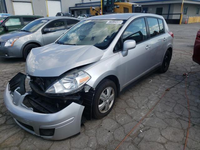 3N1BC1CP6BL416917 - 2011 NISSAN VERSA S SILVER photo 2