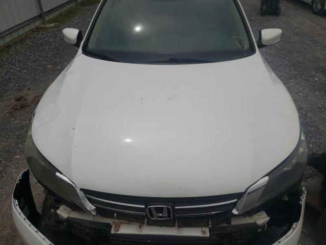 1HGCR2F33DA068715 - 2013 HONDA ACCORD LX WHITE photo 7