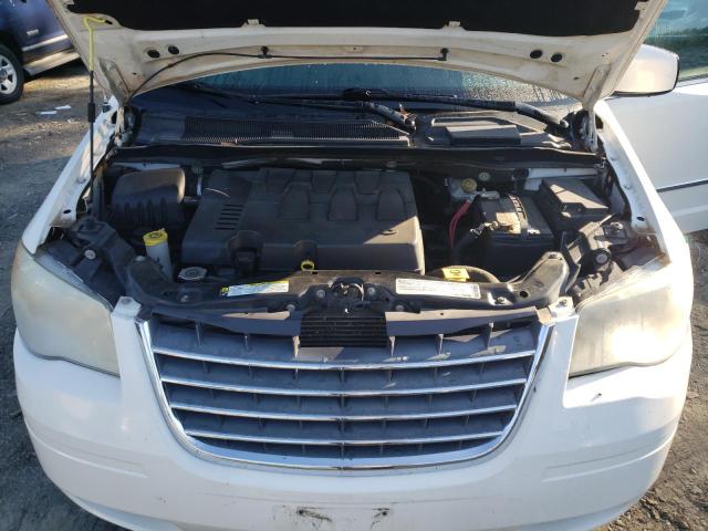 2A4RR8DX7AR330285 - 2010 CHRYSLER TOWN & COU WHITE photo 7