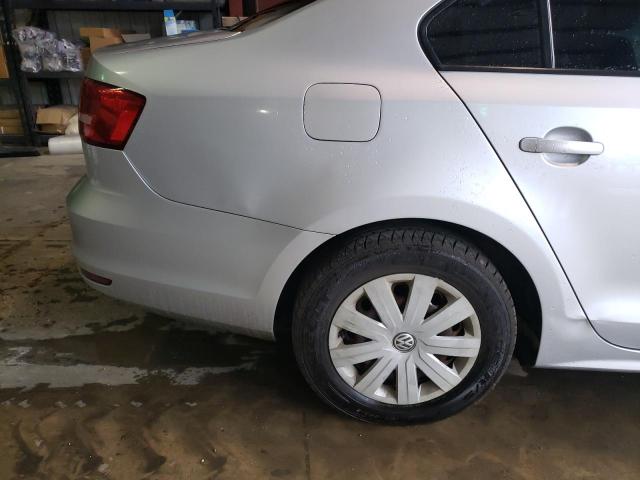 3VW2K7AJXFM427983 - 2015 VOLKSWAGEN JETTA BASE SILVER photo 9