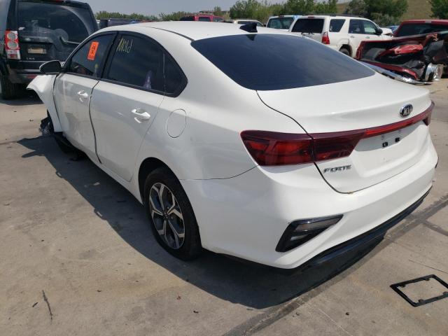 3KPF24AD2KE010259 - 2019 KIA FORTE FE WHITE photo 3