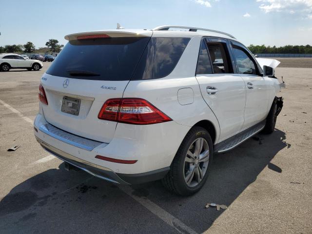 4JGDA5HB3EA359535 - 2014 MERCEDES-BENZ ML 350 4MA WHITE photo 4