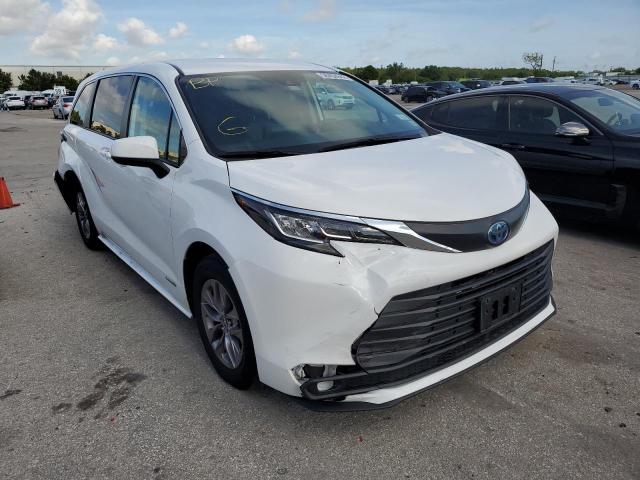 5TDKRKEC6MS042950 - 2021 TOYOTA SIENNA LE WHITE photo 1