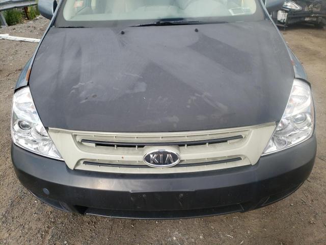 KNDMB233386198403 - 2008 KIA SEDONA BLUE photo 7