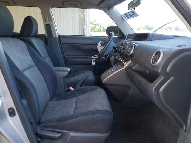 JTLZE4FE8DJ030628 - 2013 TOYOTA SCION XB Silber Foto 5
