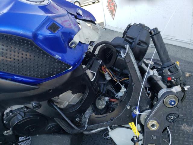 JS1GR7KA962107915 - 2006 SUZUKI GSX-R750 K BLUE photo 9