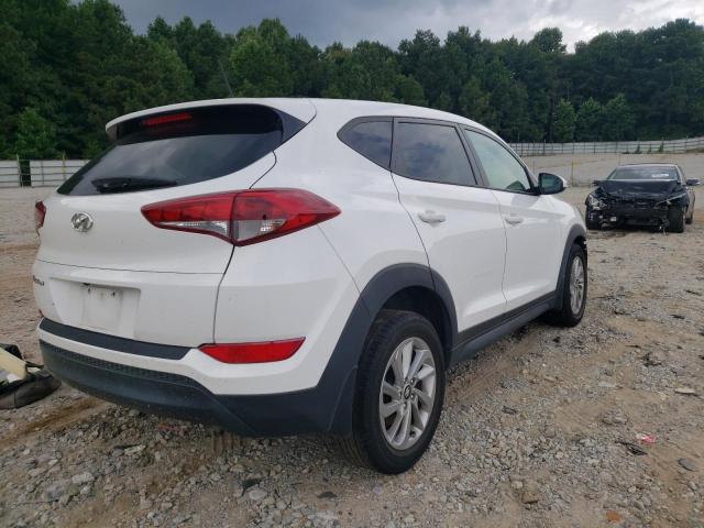 KM8J23A4XGU221072 - 2016 HYUNDAI TUCSON SE WHITE photo 4