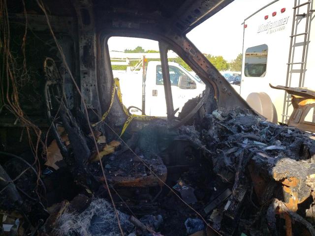 3C6TRVCG7KE541072 - 2019 RAM PROMASTER თეთრი ფოტო 5