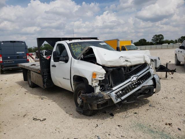 1GBJC34K88E192358 - 2008 CHEVROLET SILVERADO WHITE photo 1