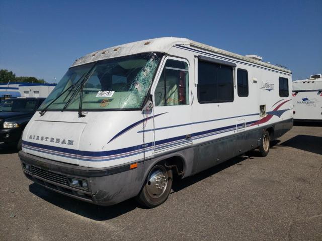 1GBLP37J3V3308086 - 1997 AIRS LAND YACHT TWO TONE photo 2