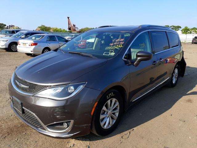 2C4RC1BG2KR715241 - 2019 CHRYSLER PACIFICA T GRAY photo 2