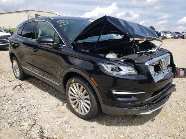 5LMCJ1C94KUL50245 - 2019 LINCOLN MKC BLACK photo 1