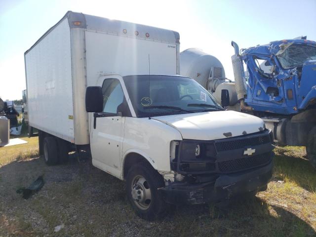 1GBJG31U431181058 - 2003 CHEVROLET EXPRESS WHITE photo 1