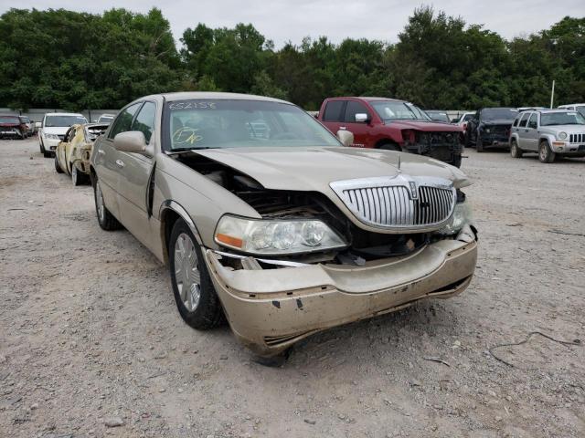 1LNHM82W05Y652158 - 2005 LINCOLN TOWN CAR S TAN photo 9