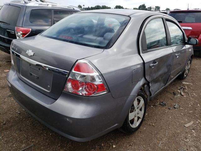 KL1TD56607B039414 - 2007 CHEVROLET AVEO BASE GRAY photo 4