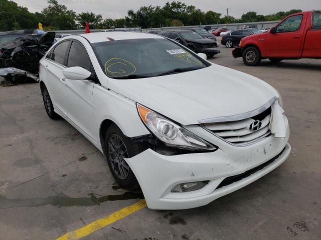 5NPEB4AC7DH744669 - 2013 HYUNDAI SONATA GLS WHITE photo 1