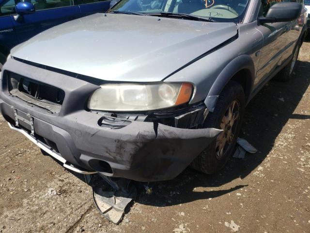 YV1SZ592251182733 - 2005 VOLVO XC70 SILVER photo 10