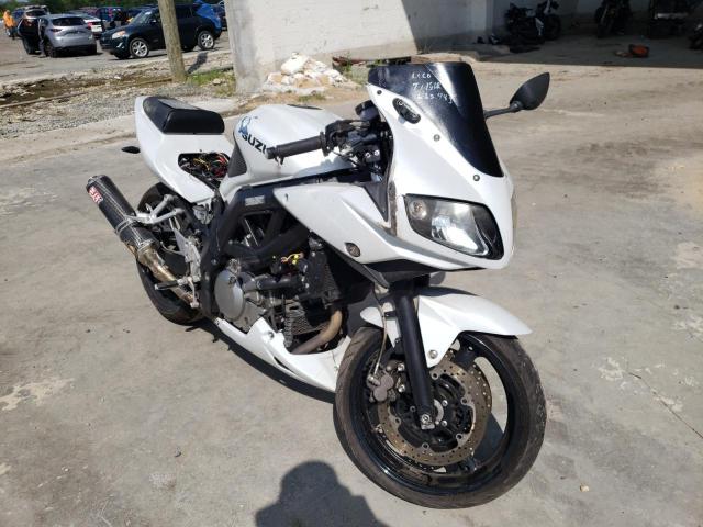 JS1VP53A472102476 - 2007 SUZUKI SV650 WHITE photo 1