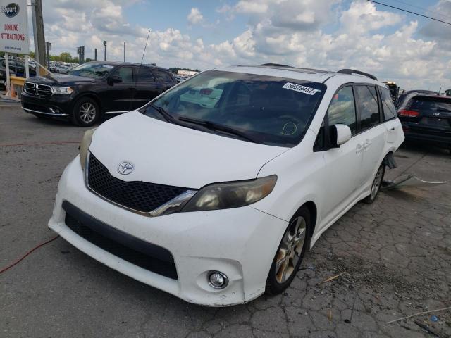 5TDXK3DCXBS052864 - 2011 TOYOTA SIENNA SPO WHITE photo 2