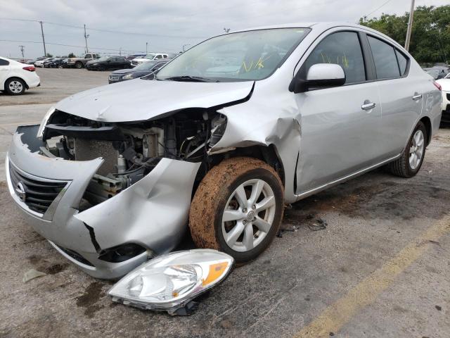 3N1CN7AP9DL853401 - 2013 NISSAN VERSA S SILVER photo 2