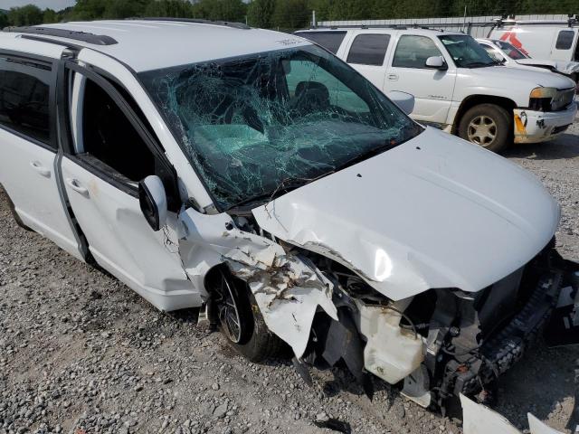 2C4RDGEG1JR328285 - 2018 DODGE GRAND CARA WHITE photo 9