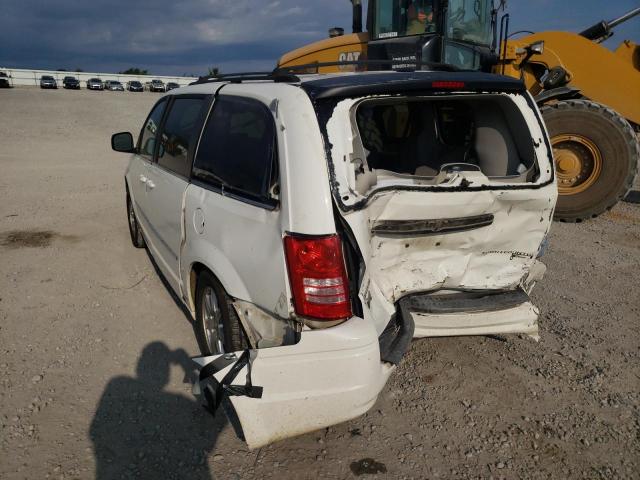 2A4RR5D12AR103824 - 2010 CHRYSLER TOWN & COU WHITE photo 9