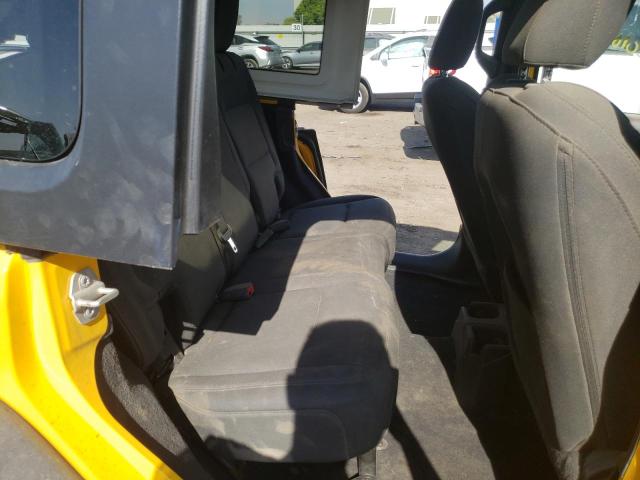 1C4HJXDN4KW593280 - 2019 JEEP WRANGLER U Gelb Foto 6